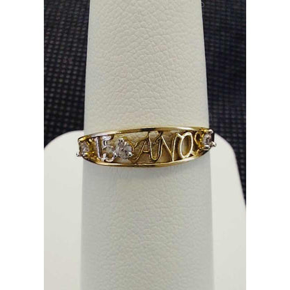 Hermoso Anillo De 15 Años En Oro De 10 Kilates+ Obsequio