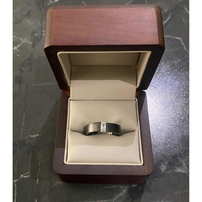 Anillo De Promesa Para Caballero En Oro De 18 Kilates