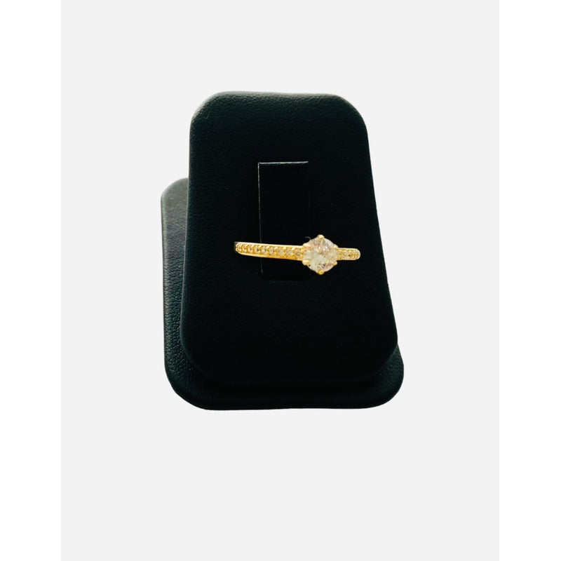 Hermoso Anillo Solitario Con Circonias En Oro De 10 Kilates