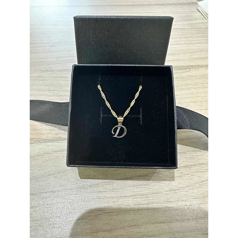 Dije Inicial D Lisa En Oro De 10 K + Obsequio + Envío