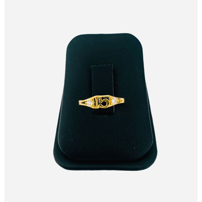 Anillo De 15 Años Con Zirconias En Oro De 14 Kilates