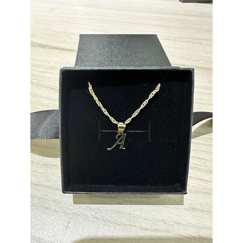 Dije Inicial A Lisa En Oro De 10 K + Obsequio + Envío