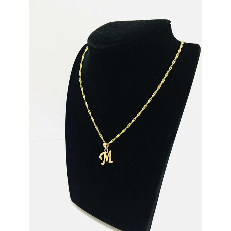 Dije Inicia Letra M Con Circonias Oro 14 K + Obsequio