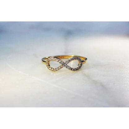 Anillo Infinito Cubierto Con Circonias Oro 10 K + Obsequio