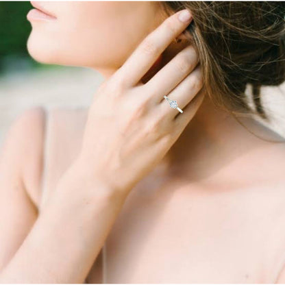 Elegante Anillo Solitario Corona Corazones Oro 10 Kilates