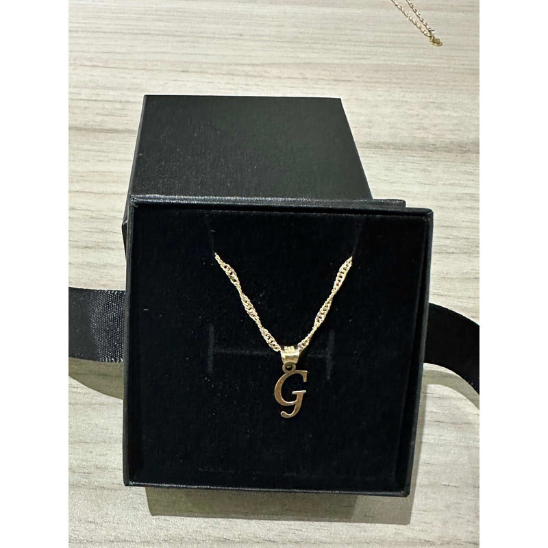 Dije Inicial G Lisa En Oro De 10 K + Obsequio + Envío