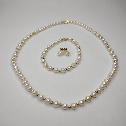 Juego De Collar, Pulsera Y Aretes Perlas Elaborado De 14 K