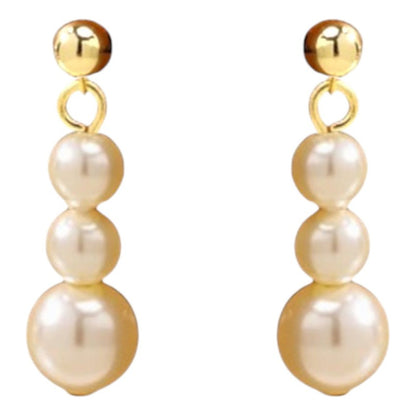 Aretes Con 3 Perlas De Mayor A Menor Elaborado En Oro De 14k