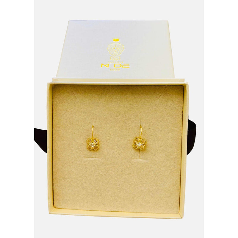 Arete Trebol Con Zirconias En Oro De 10 K + Obsequio + Envio